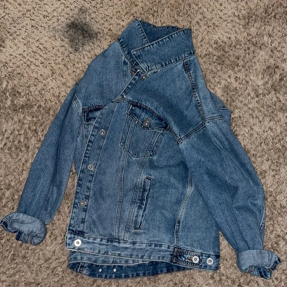 Denim jacket - Picture 1 of 1